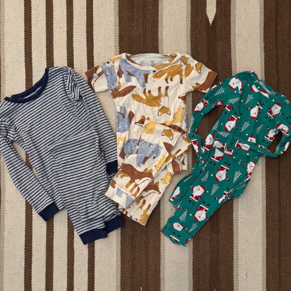 Boys Pajama Lot 5T Carter's - Picture 1 of 3